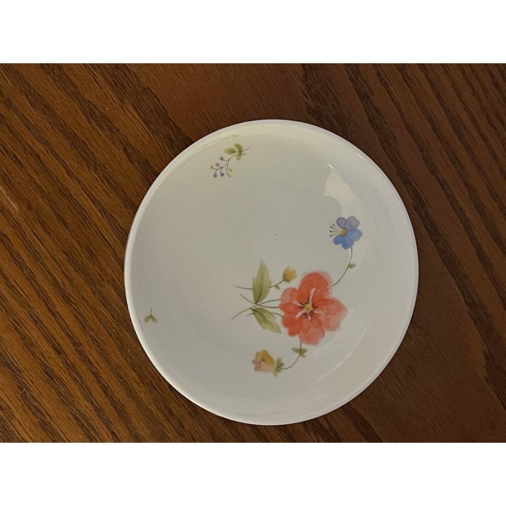 Mikasa JUST FLOWERS 5" Soup Cereal Bowls Bone China Japan Pristine
